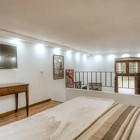 Loft Indipendente Al Centro Di Quartiere Mediovale Di Castello