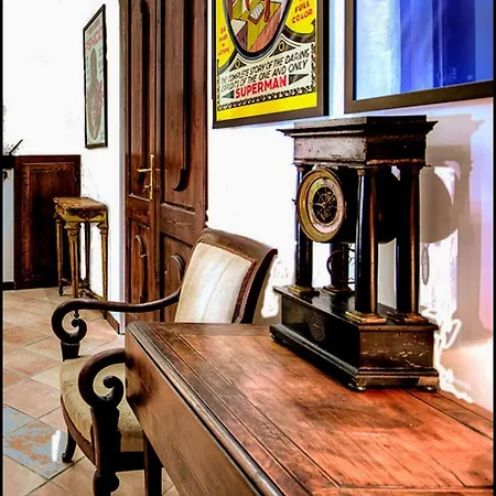 Loft Indipendente Al Centro Di Quartiere Mediovale Di Castello קליארי